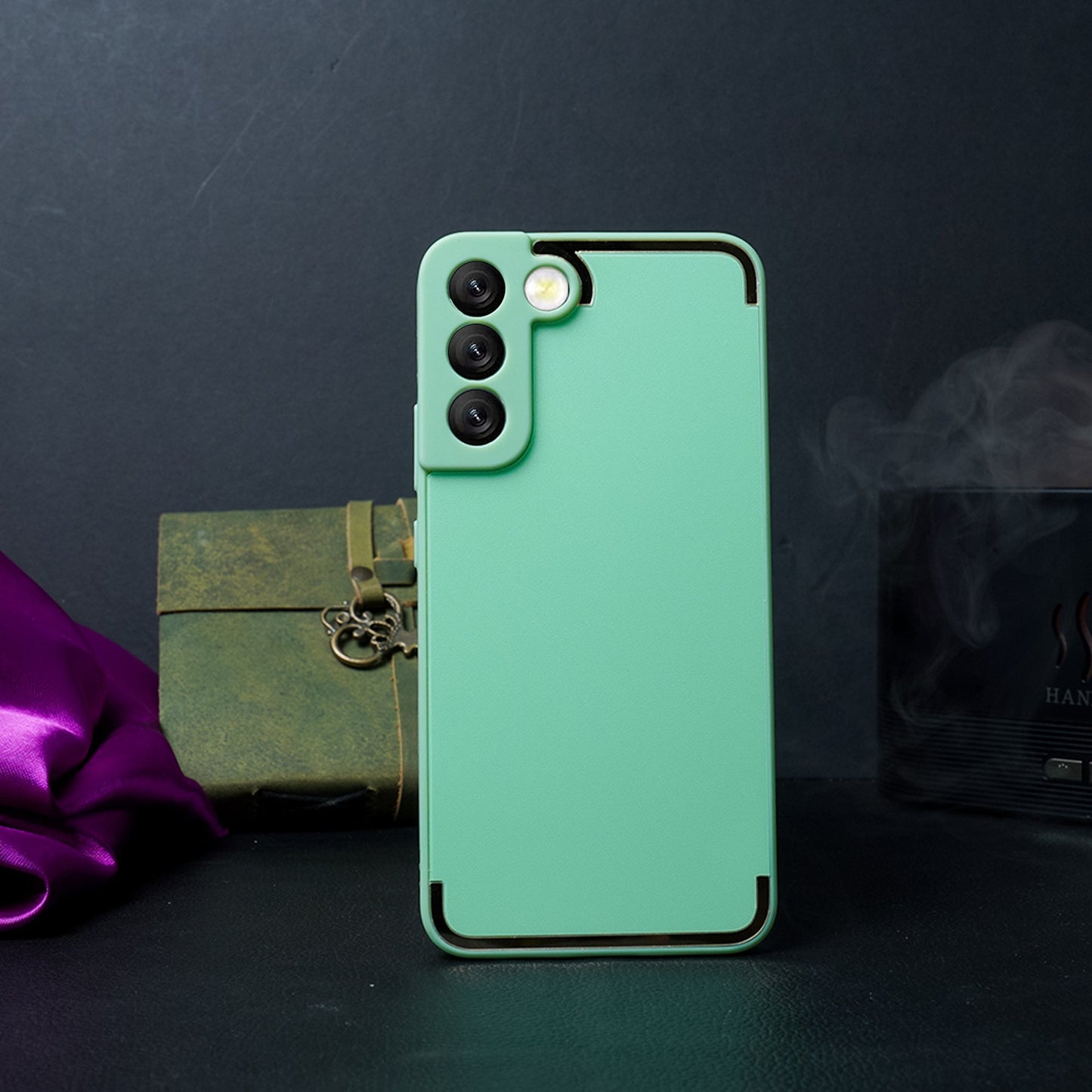 Galaxy A72 Square Gold Plated Soft Edges Case