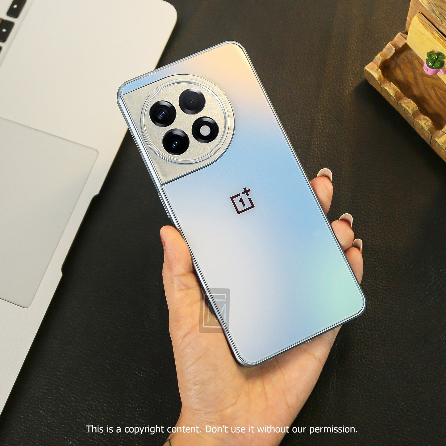 OnePlus 11 Frosted Glass Back Case