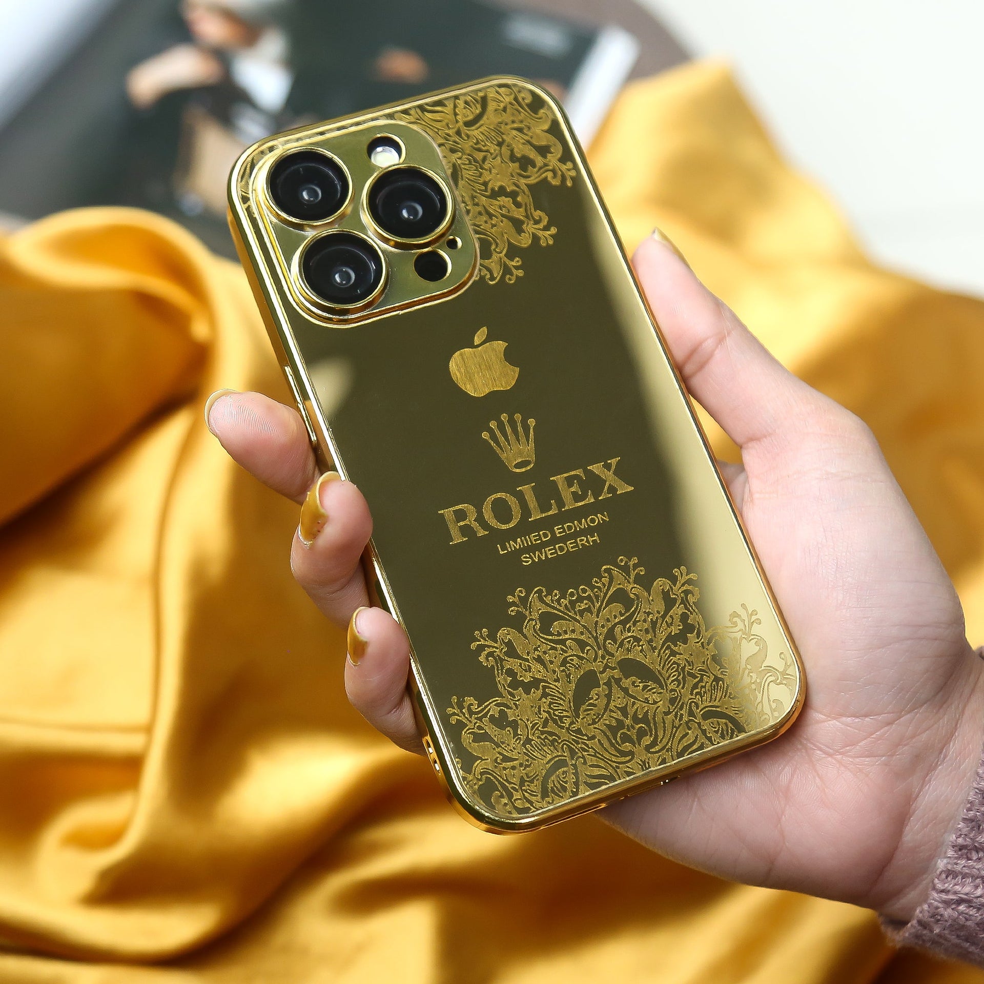 Crafted Royal Gold Camera Protective Case iPhone