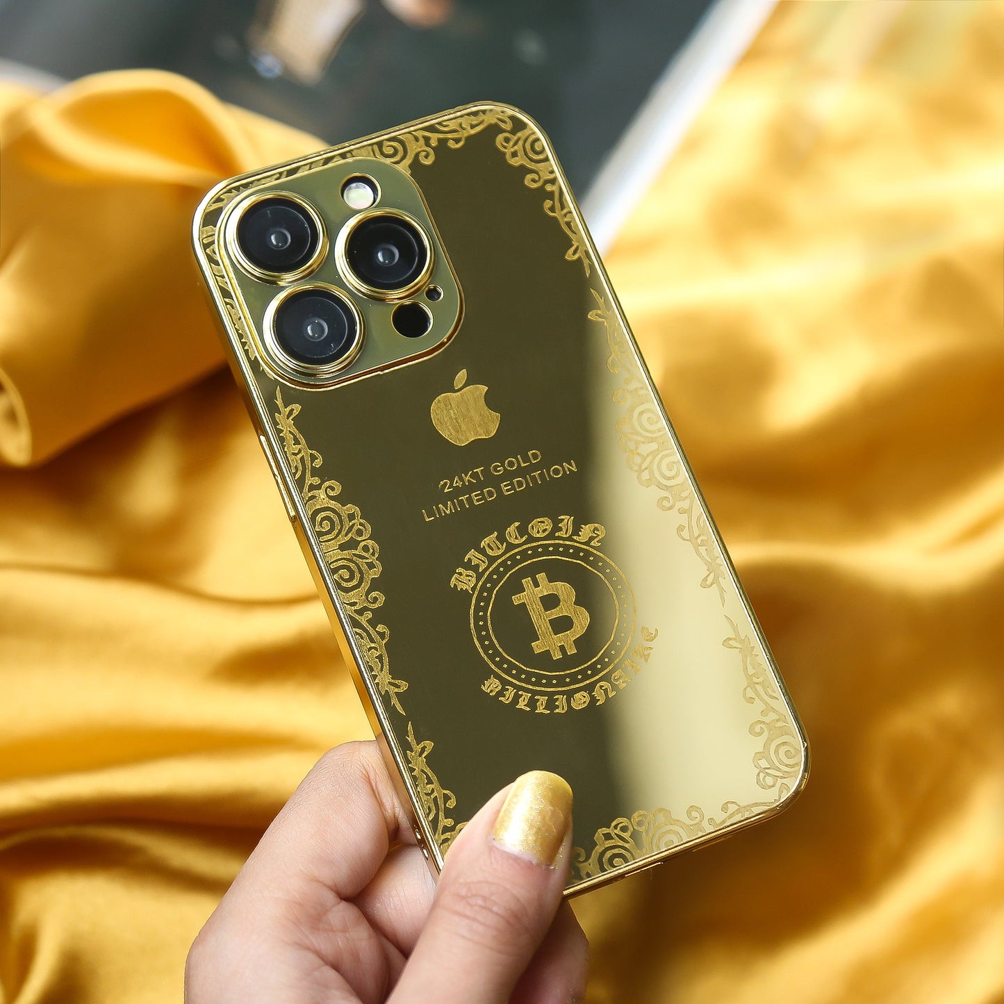 Crafted Gold Luxurious Camera Protective Case - iPhone